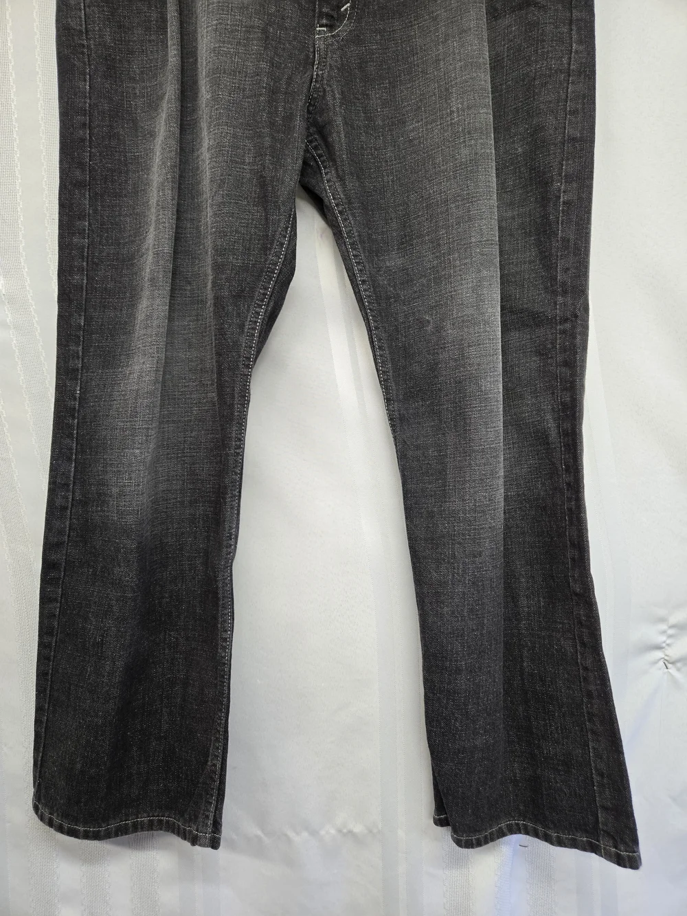 Denizen from Levis preowend men